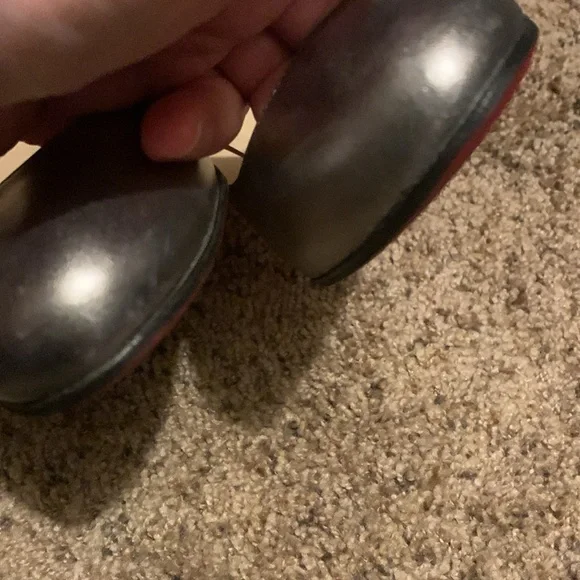 Christian Louboutin pumps - Picture 6 of 8